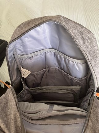 Mochila de pañales gris, marca  welavilla