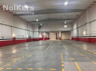 Nave industrial en alquiler en La Marina del Prat Vermell en Barcelona