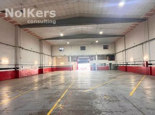 Nave industrial en alquiler en La Marina del Prat Vermell en Barcelona