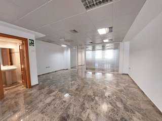 Oficina en alquiler en Ensanche - Diputación en Alicante