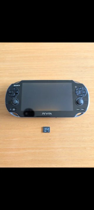 Pack PS Vita OLED + 4 Juegos + Tarjeta 8GB + Funda