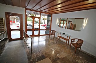 Piso en venta en Playa de la Fontanilla en Marbella