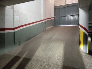Garaje en venta en Valdepeñas