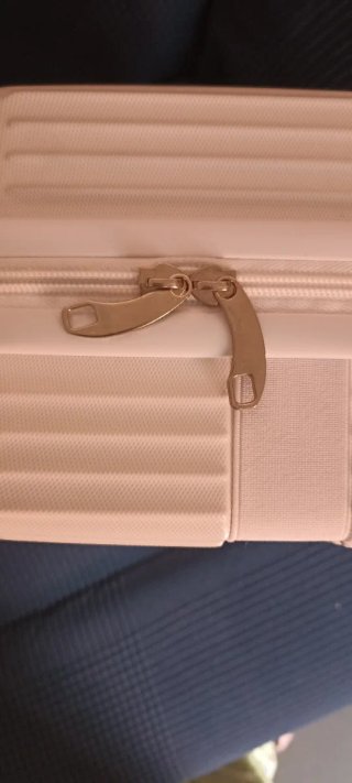 Maletín rígido blanco