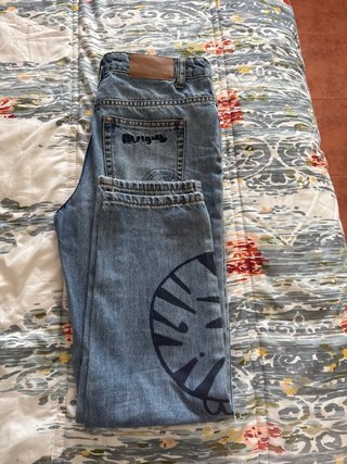 Vaqueros niña Desigual talla 11/12 146-152 cm