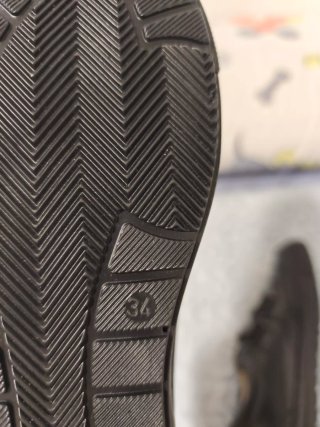 Zapatos escolares negros velcro