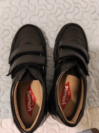 Zapatos escolares negros velcro