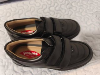 Zapatos escolares negros velcro