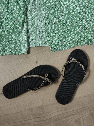 Falda midi floral + regalo sandalias