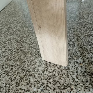 Mesa de comedor de madera