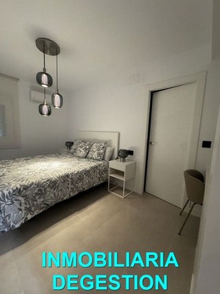 Piso en alquiler en Linares