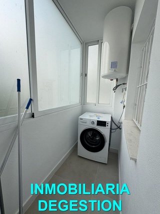 Piso en alquiler en Linares