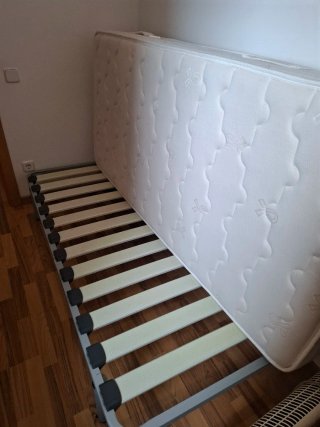 Colchón FiberMaster y cama inferior