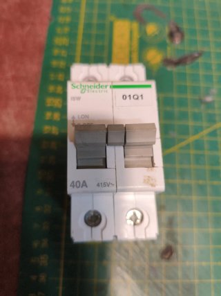 Schneider Electric ICT 01KM2, diferencial, automát