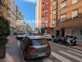 Garaje en venta en Nueva Andalucía en Almería