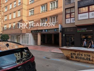 Garaje en venta en Nueva Andalucía en Almería