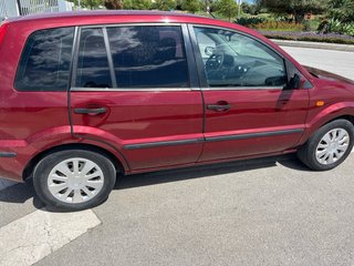 Ford Fusion 2004