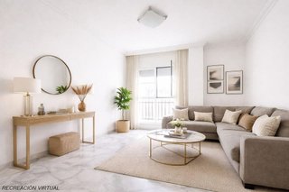 Piso en venta en Colores - Entreparques en Sevilla