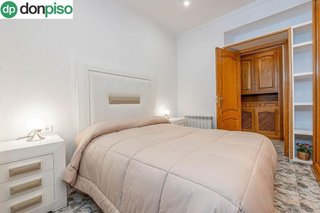 Piso en venta en Centro - Sagrario en Granada