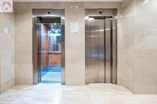Piso en venta en Camino de Ronda - Rosaleda en Granada