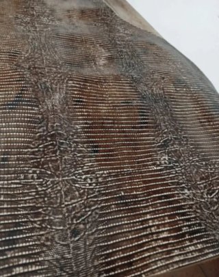 Piel de vacuno grabada