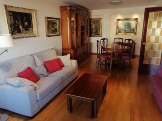 Piso en alquiler en Joc de la Bola - Camps d'Esports - Ciutat Jardí - Montcada en Lleida