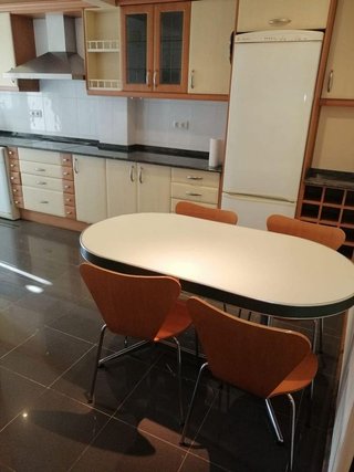 Piso en alquiler en Joc de la Bola - Camps d'Esports - Ciutat Jardí - Montcada en Lleida