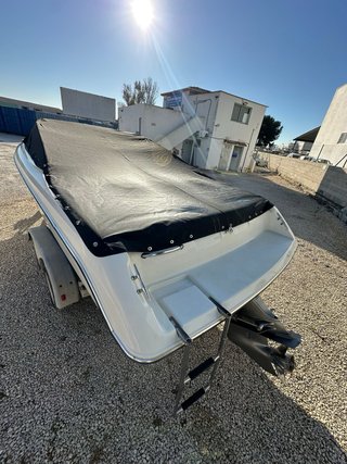 Barco Stingray 220LX J