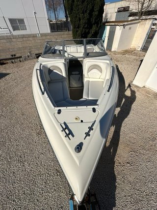 Barco Stingray 220LX J