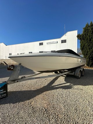 Barco Stingray 220LX J