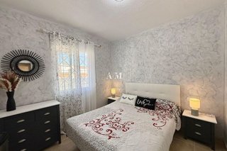 Piso en alquiler en Nueva Torrevieja - Aguas Nuevas en Torrevieja