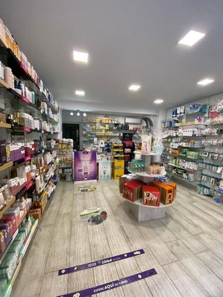 Local comercial en venta en Gavarra en Cornellà de Llobregat