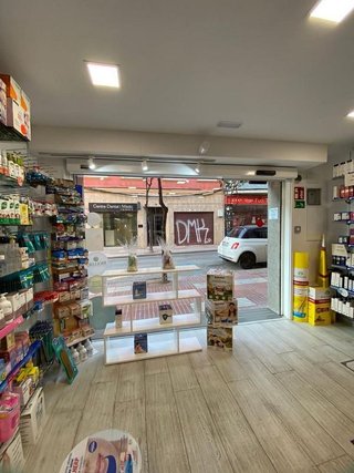 Local comercial en venta en Gavarra en Cornellà de Llobregat