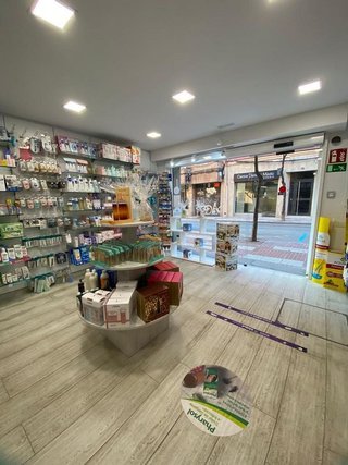 Local comercial en venta en Gavarra en Cornellà de Llobregat