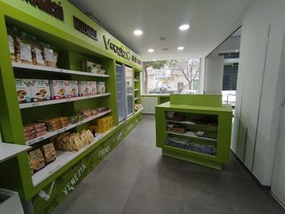 Local comercial en alquiler en Parque Ayala - Jardín de la Abadía - Huelín en Málaga