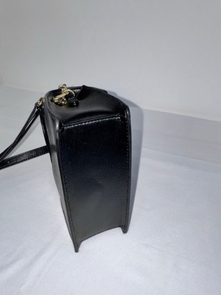 Bolso negro niña
