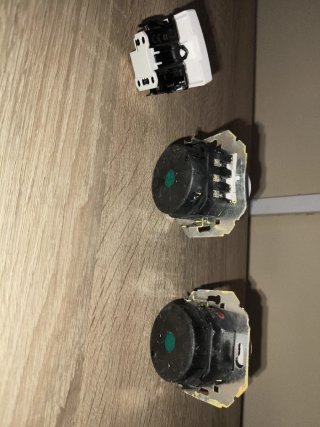 Lote de 3 interruptores de luz