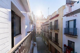 Piso en venta en Encarnación - Regina en Sevilla