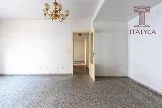 Piso en venta en Encarnación - Regina en Sevilla
