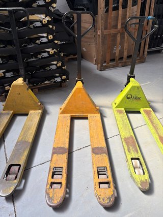 Transpaletas Manuales 2.500 kg