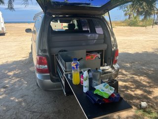KIA Carnival 2002