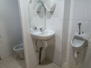 Local comercial en alquiler en Delicias en Zaragoza