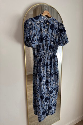 Vestido Buganco floral azul