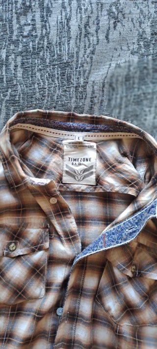 Camisa de cuadros beige y marrón Talla L