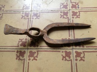 Horca agrícola antigua