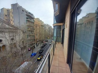 Piso en alquiler en Sant Antoni en Barcelona