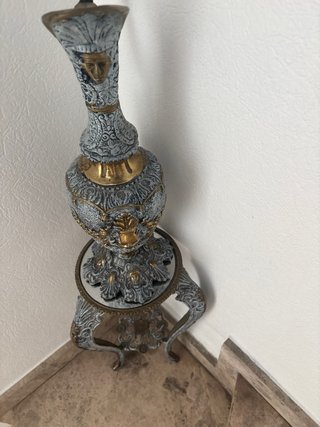 Adorno de bronce estilo antiguo