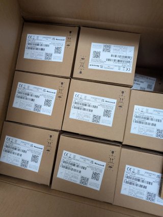 Scanner wireless Honeywell Xenon 1952GSR Nuovo.