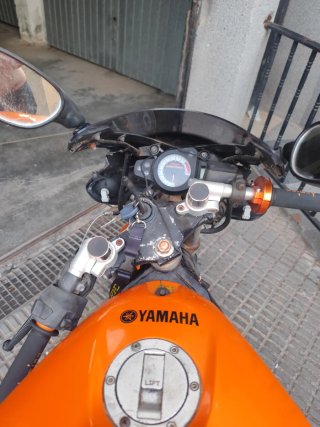 Yamaha TZR Naranja