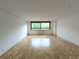 Piso en alquiler en Arroyo de la Vega en Alcobendas
